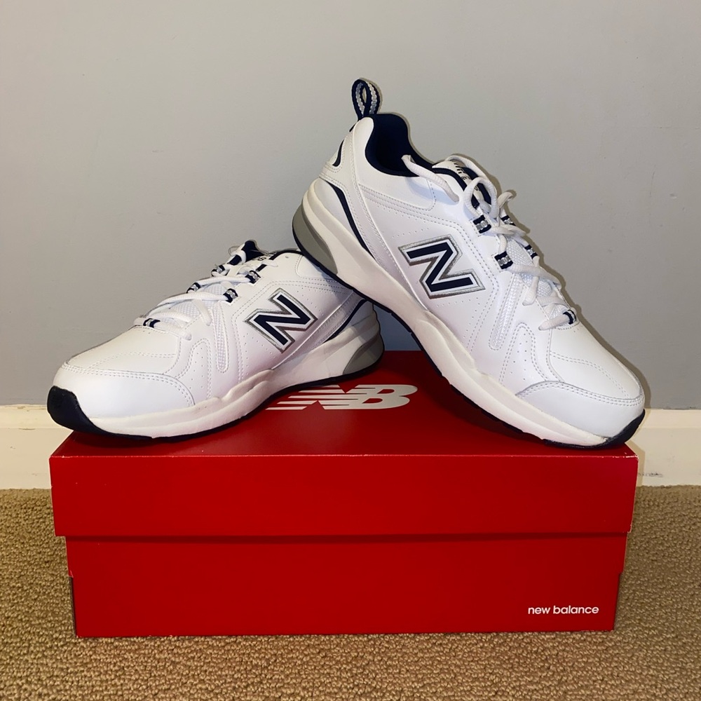 New Balance men’s tennis shoes